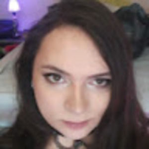 Meet your Posher, Selena